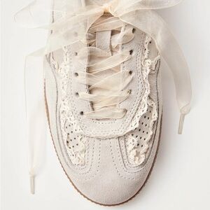 Alohas Crochet Cream Sneakers - Size 41, Women’s 10/10.5.